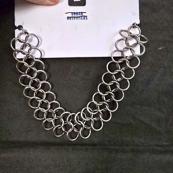 Urban Outfitters Jewelry - NEW URBAN OUTFITTERS NECKLACE 16" Long, Can be worn as a Choker